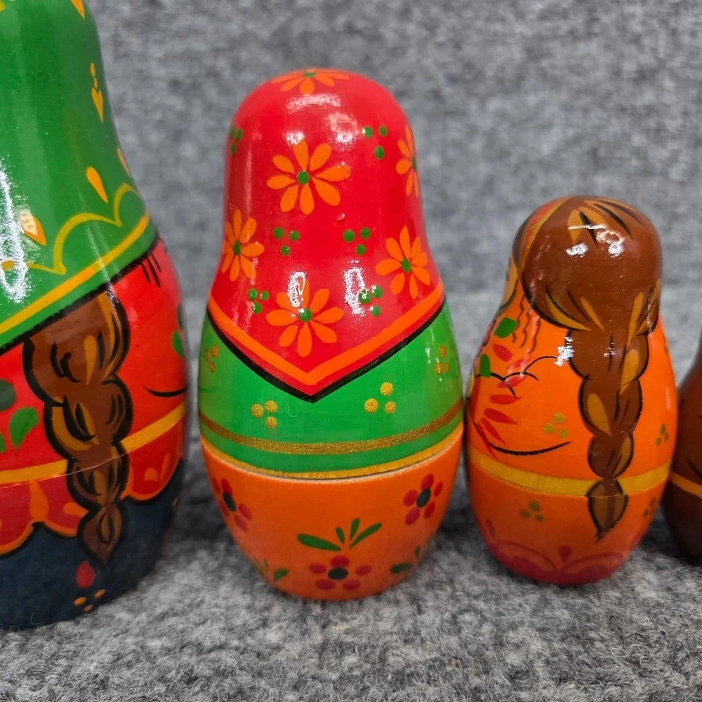Vintage Belarus Fairy Tale 7pc Matryoshka Nesting Doll The Little Scarlet Flower